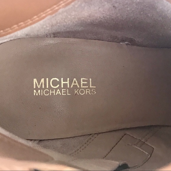MK michael kors Suede Ankle Boots Tan Sz 7 1/2 - Picture 3 of 8